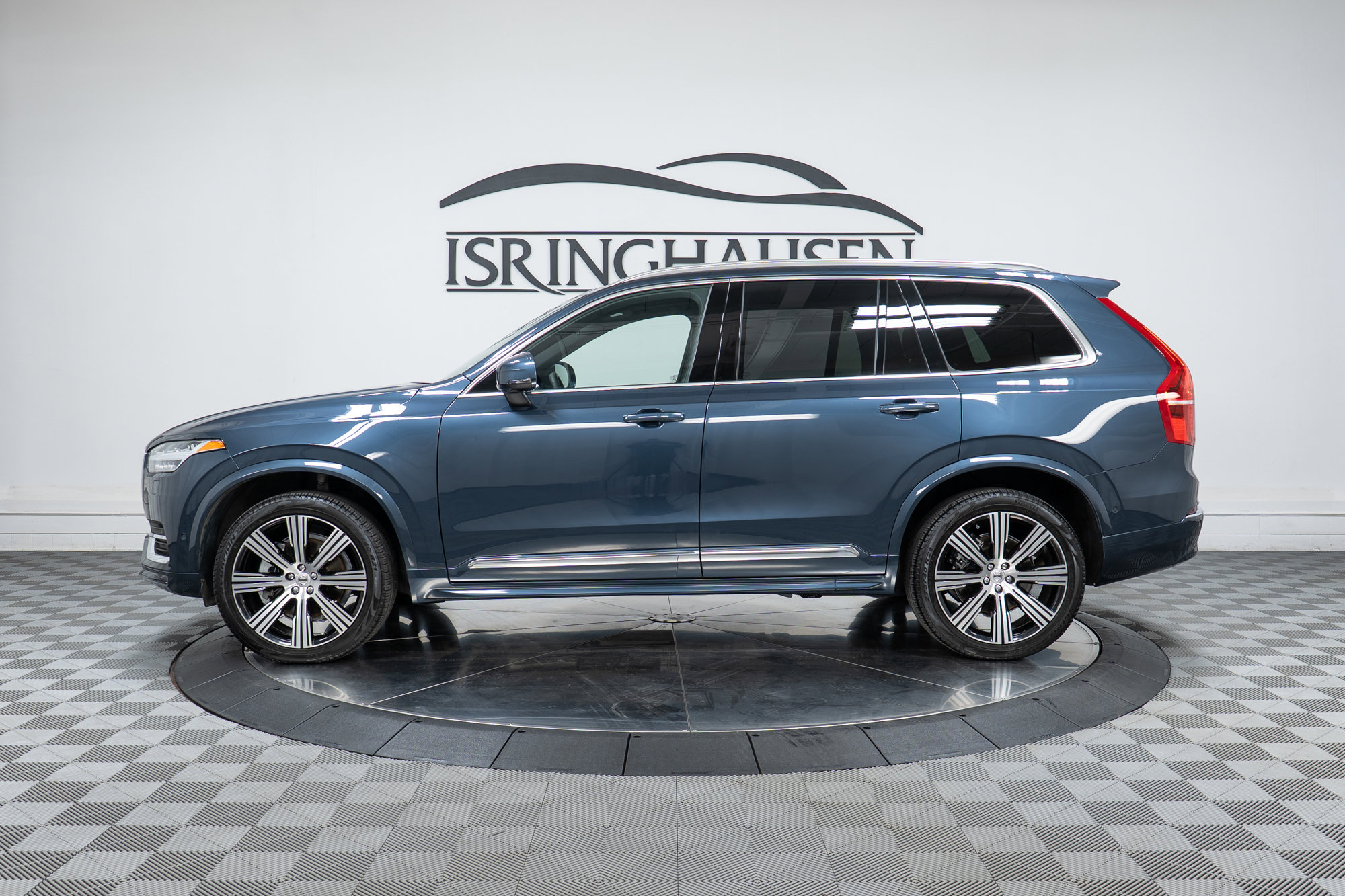 Certified 2024 Volvo XC90 B6 Plus w/ Protection Package Premier image 8