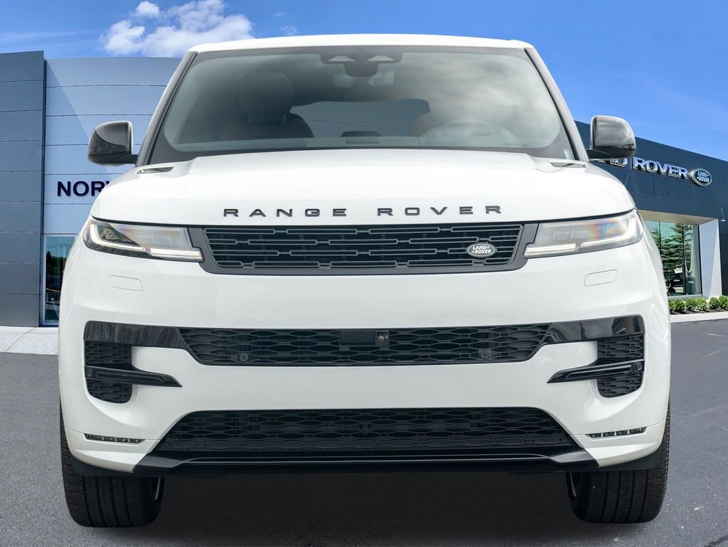 New 2026 Land Rover Range Rover Sport Dynamic SE AWD/4WD image 2