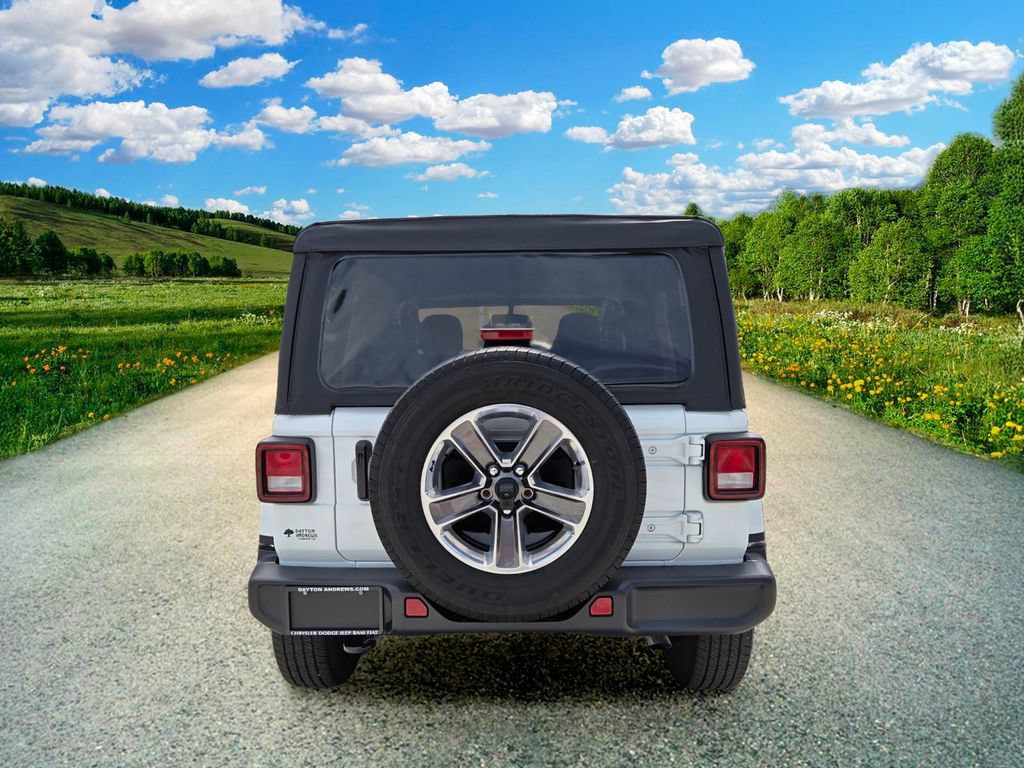 Certified 2022 Jeep Wrangler Unlimited Sahara AWD/4WD image 5