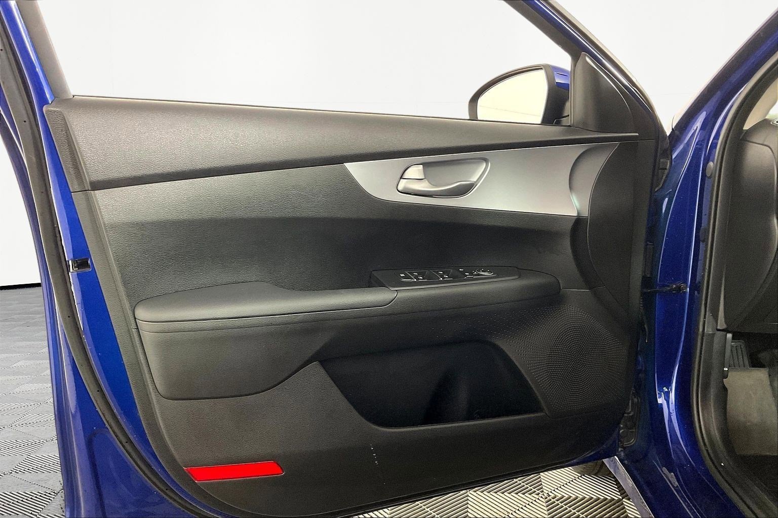 Certified 2023 Kia Forte LXS image 19