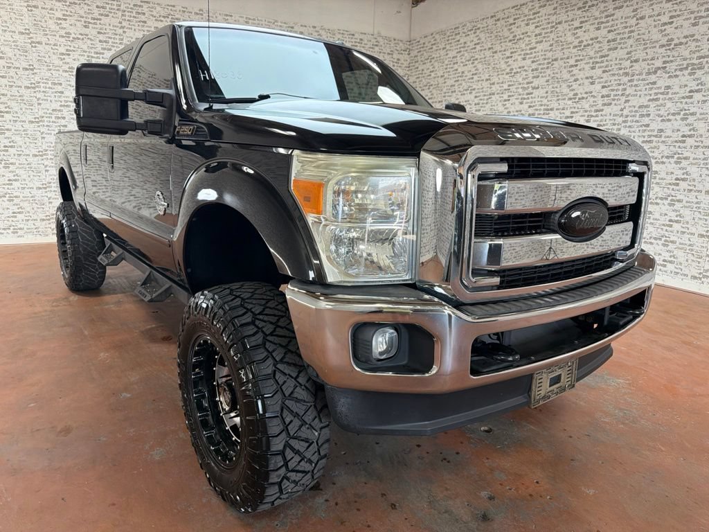 Used 2015 Ford F250 Lariat w/ Lariat Interior Package AWD/4WD image 9