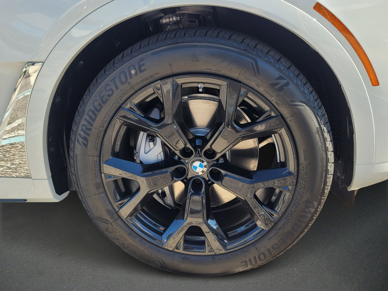 Used 2026 BMW X7 xDrive40i AWD/4WD image 9