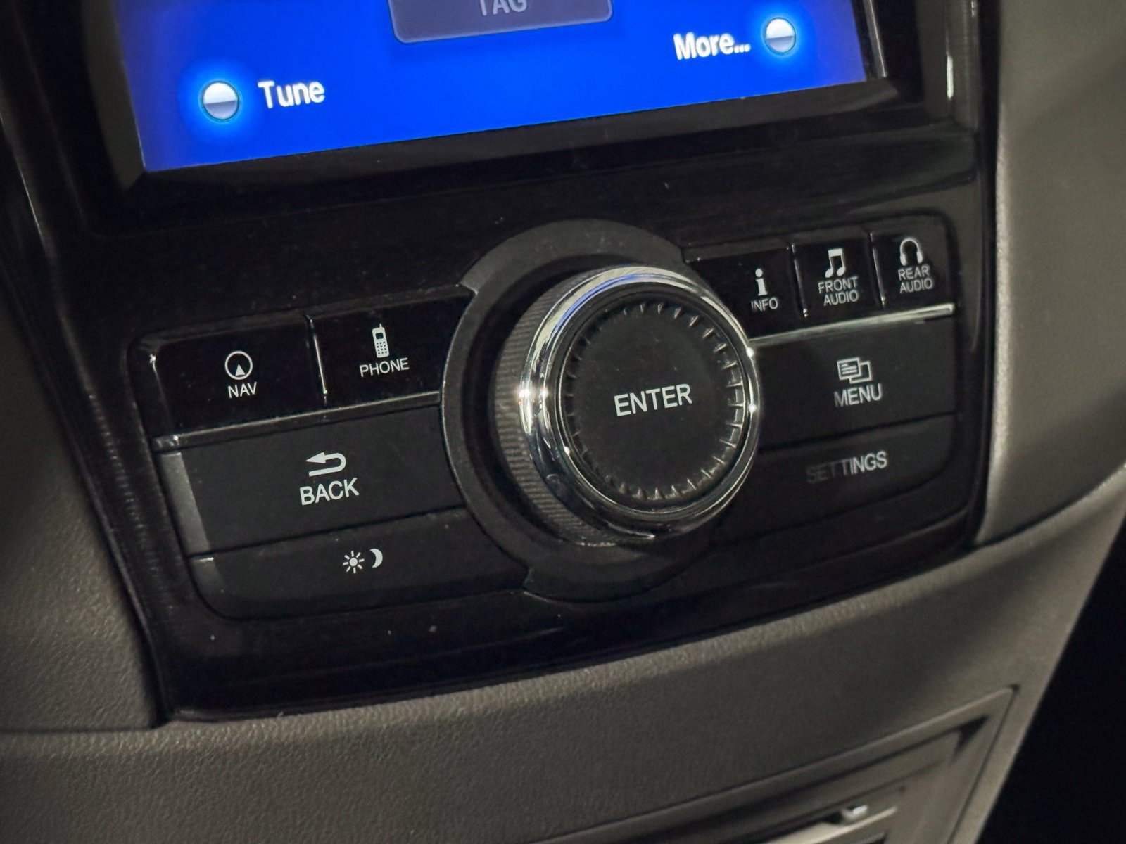 Used 2016 Honda Odyssey Touring Elite image 23