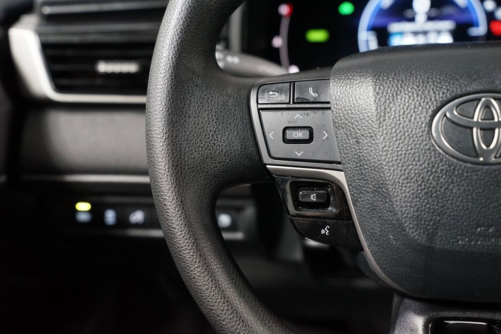 Certified 2025 Toyota Camry LE image 14