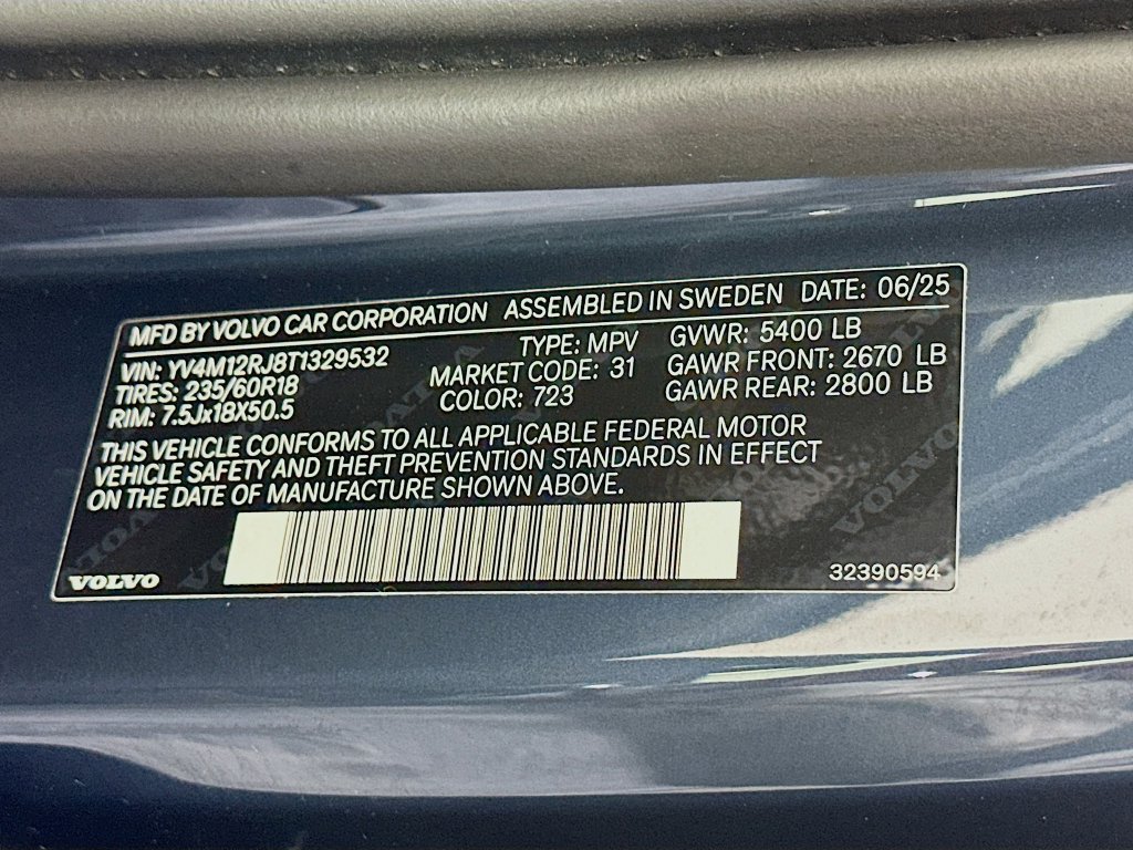 Used 2026 Volvo XC60 B5 Core w/ Climate Package AWD/4WD image 35