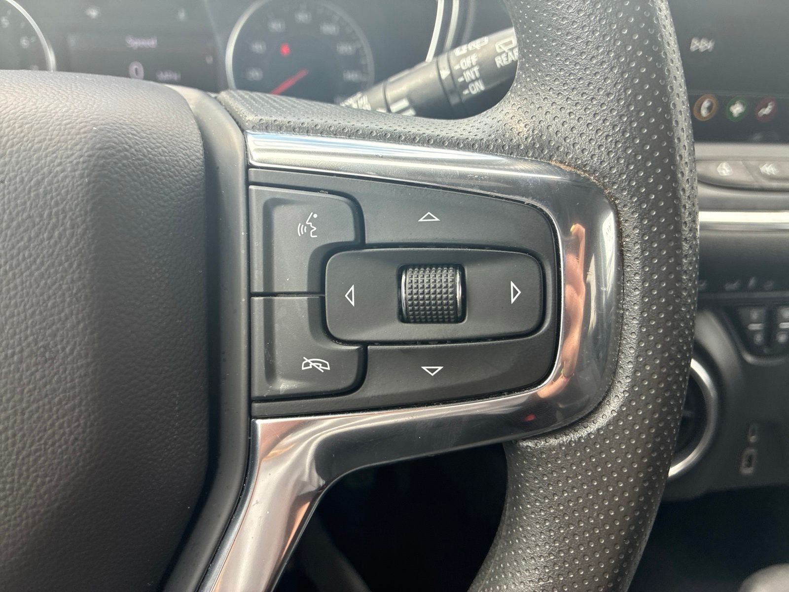 Used 2023 Chevrolet Blazer LT AWD/4WD image 24