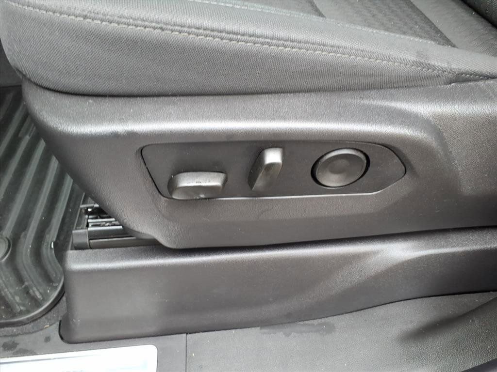 Used 2026 Chevrolet Silverado 1500 LT image 24