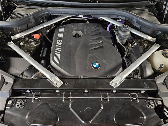 Certified 2024 BMW X5 xDrive40i w/ Parking Assistance Package AWD/4WD image 23