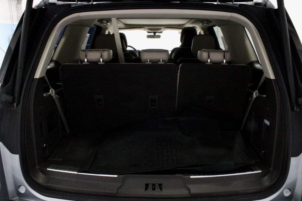 Used 2023 Lincoln Navigator Reserve w/ Equipment Group 201A image 15