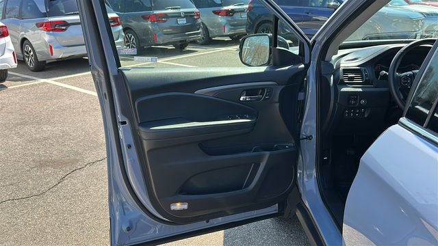 Used 2023 Honda Ridgeline RTL-E image 8