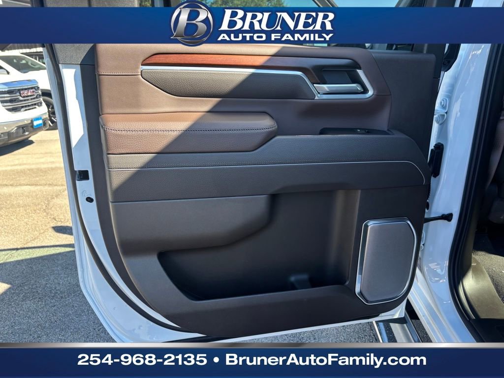 New 2026 GMC Sierra 2500 Denali w/ Denali Reserve Package image 10