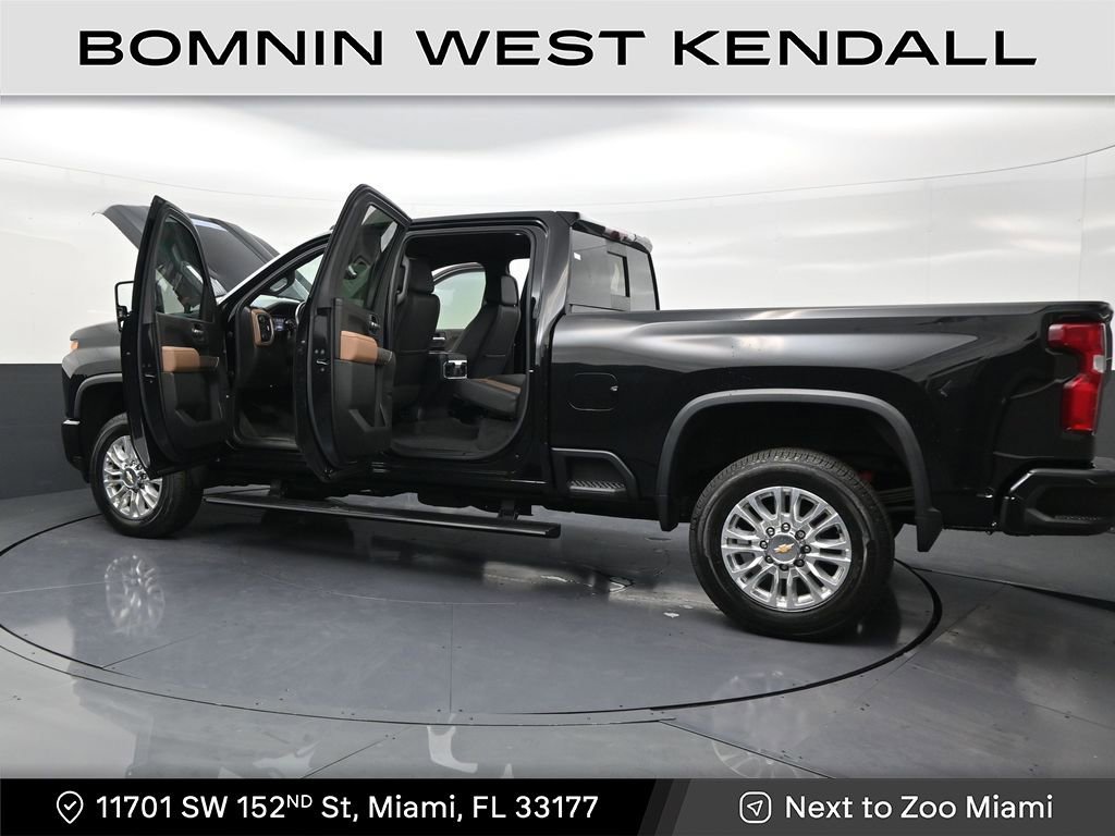 Used 2022 Chevrolet Silverado 2500 High Country w/ Z71 Off-Road Package image 31