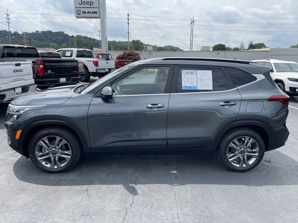 Used 2023 Kia Seltos S image 9