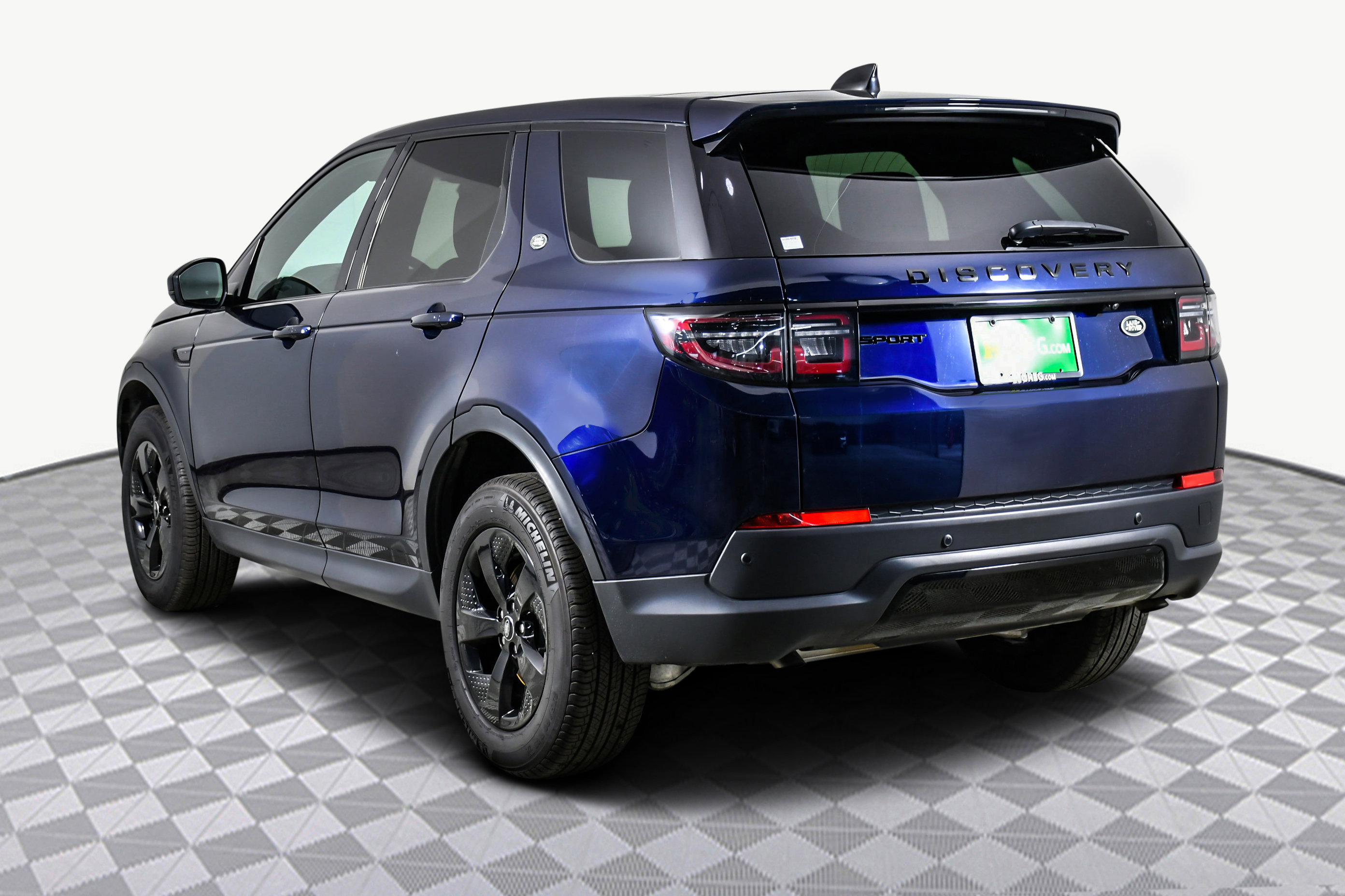 Used 2023 Land Rover Discovery Sport S image 6