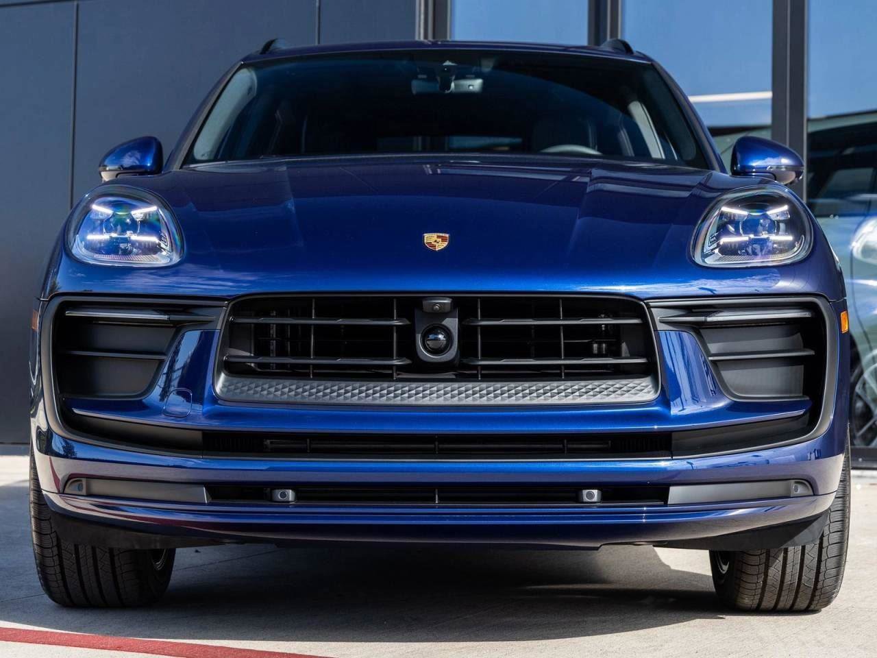 New 2026 Porsche Macan image 57