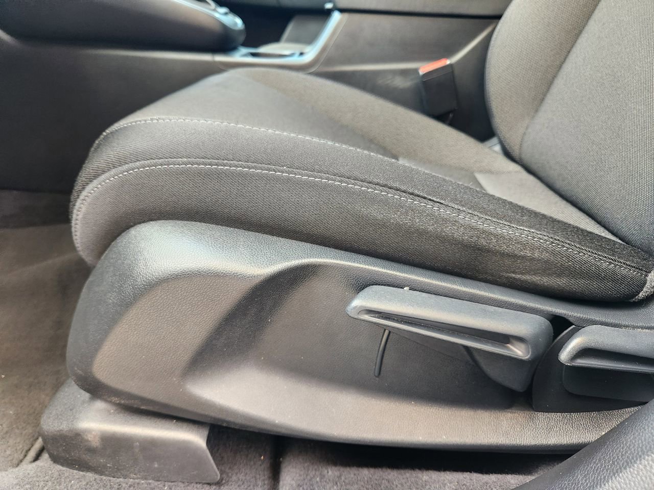 Certified 2023 Honda CR-V LX image 23