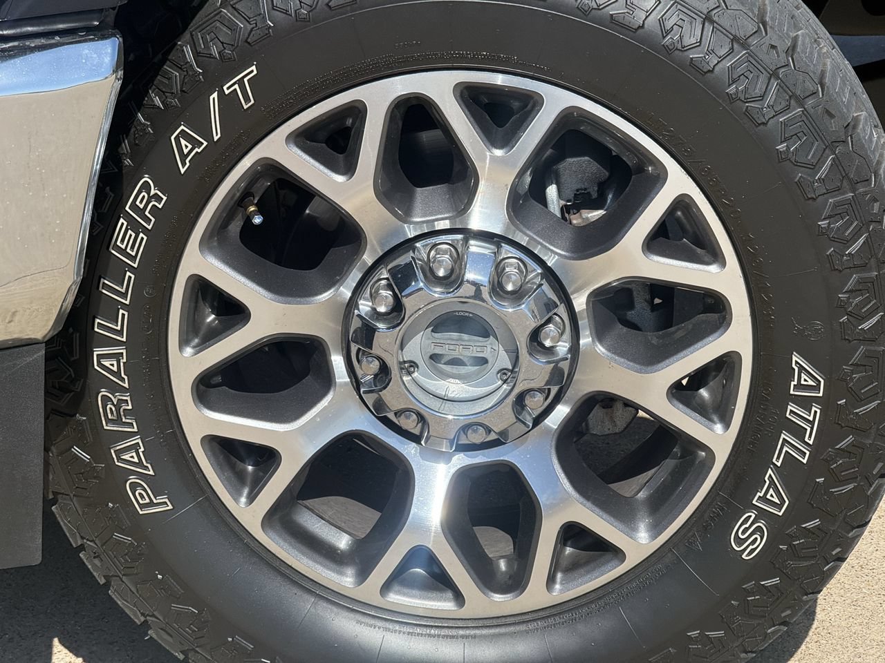 Used 2022 Ford F250 Lariat AWD/4WD image 8