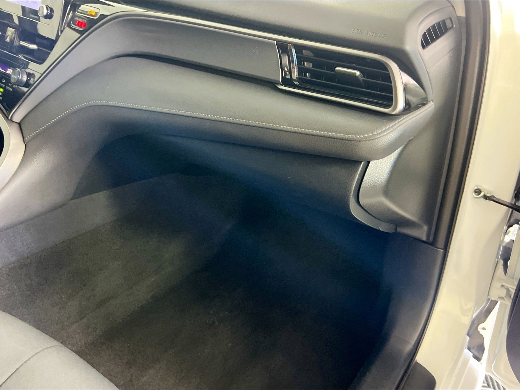 Used 2023 Toyota Camry LE image 34