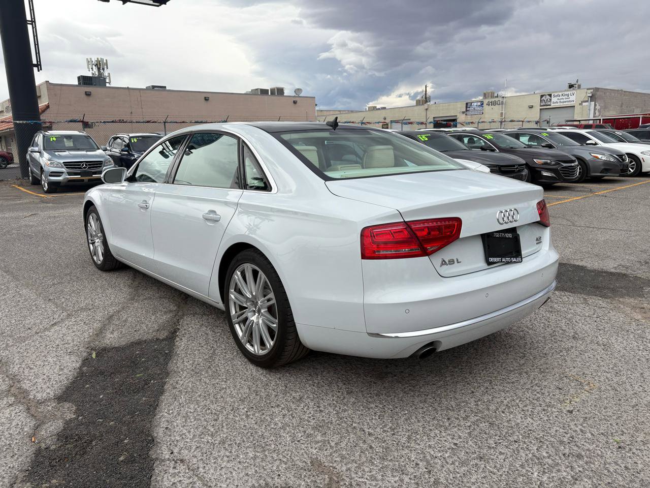 Used 2012 Audi A8 L 4.2 image 3