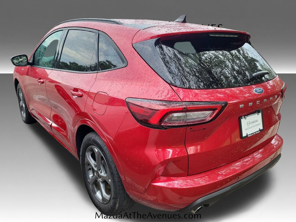 Used 2024 Ford Escape ST-Line w/ Tech Pack #1 FWD image 24