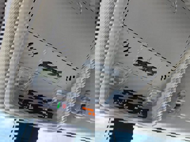 Used 2022 GMC Terrain SLT image 22