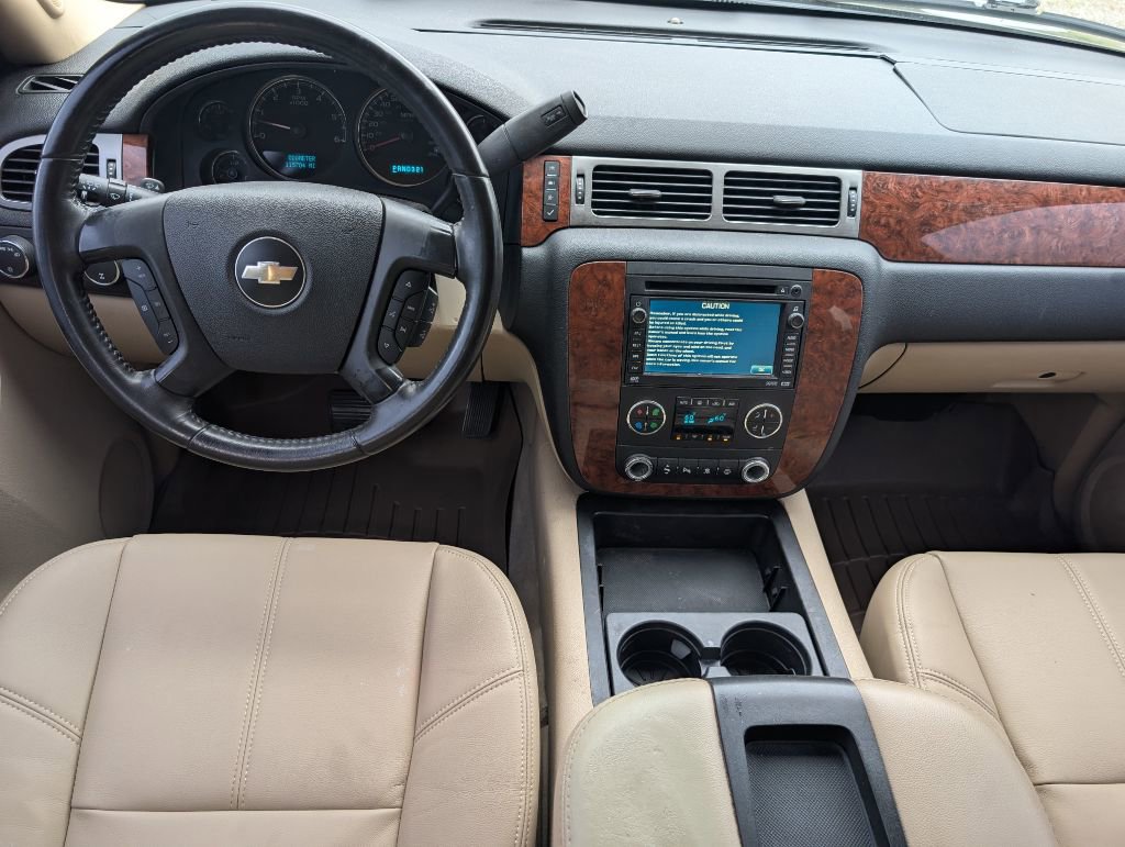 Used 2007 Chevrolet Tahoe LTZ w/ LTZ Preferred Equipment Group AWD/4WD image 7