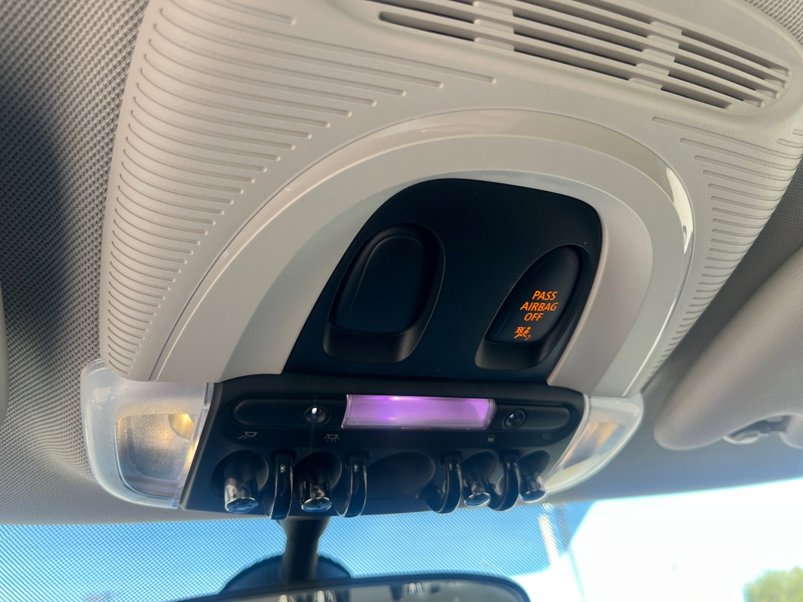 Used 2015 MINI Cooper S image 32