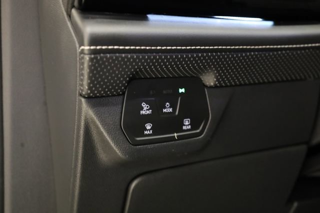 Used 2024 Volkswagen Atlas SEL Premium R-Line image 14