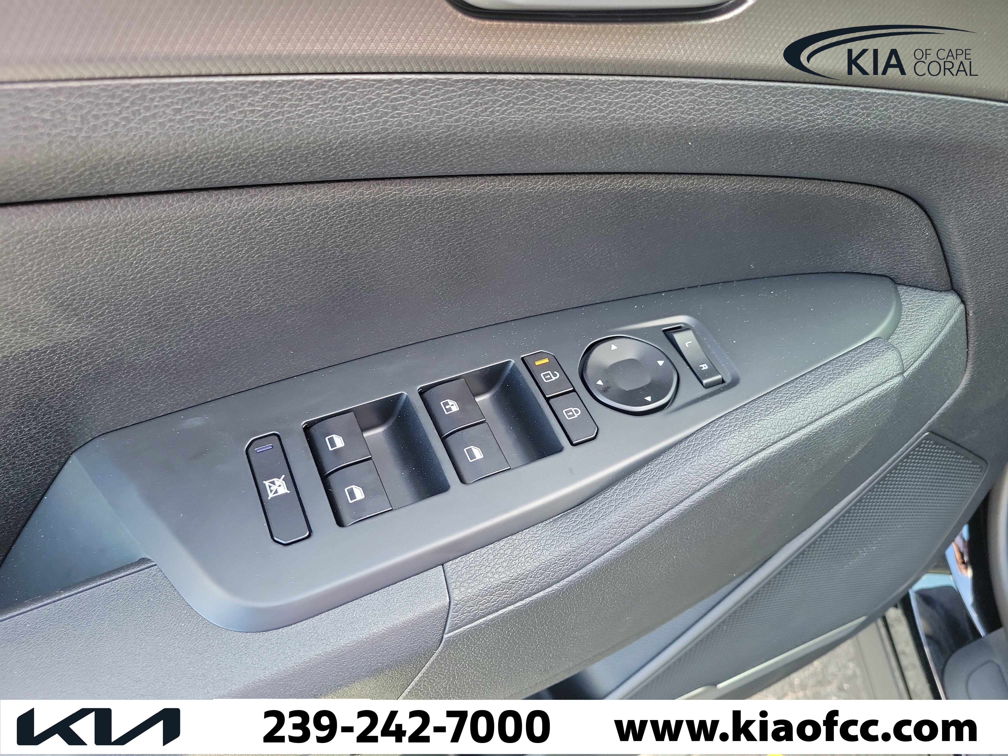 Used 2026 Kia Sportage LX image 20