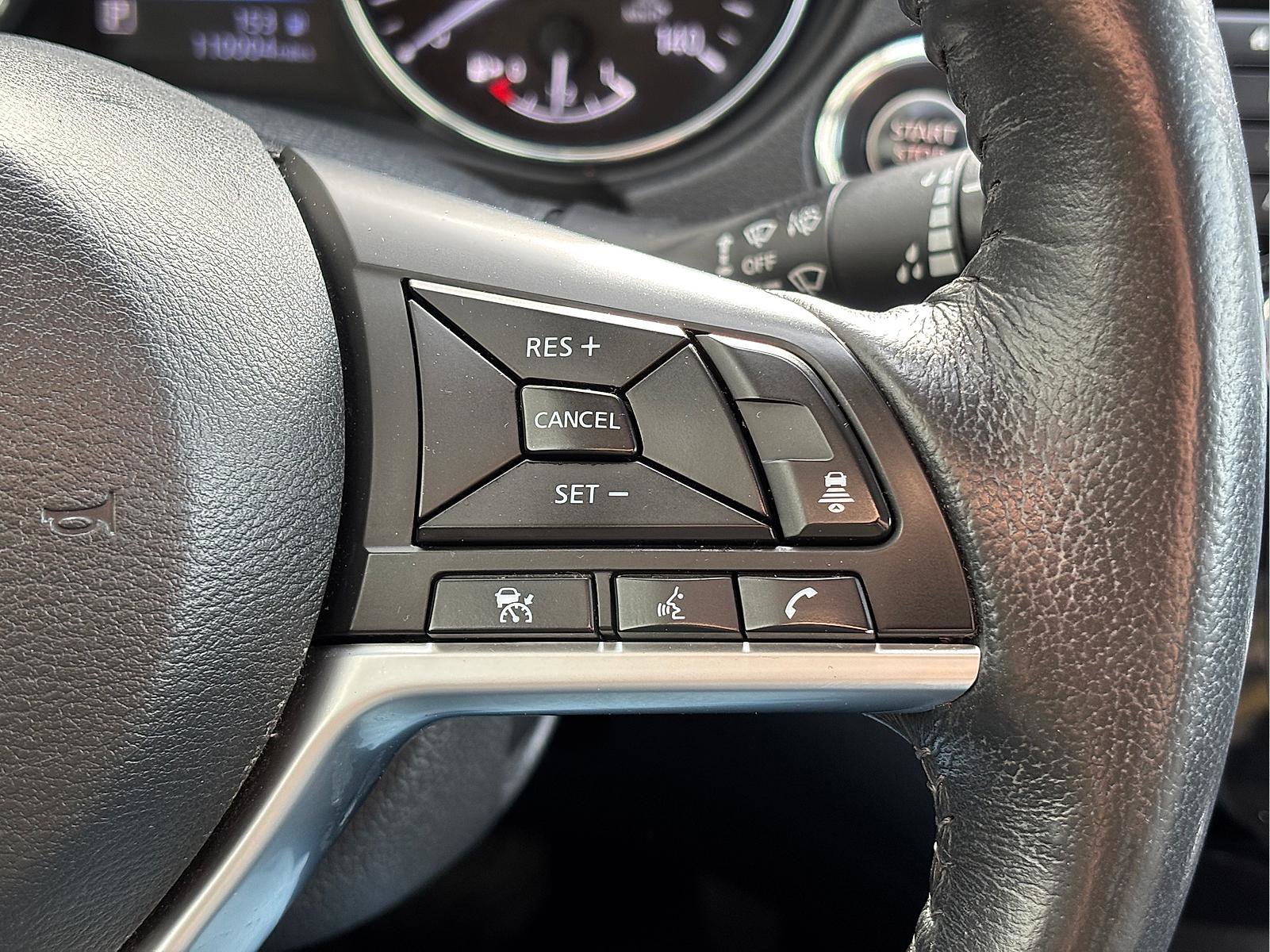 Used 2018 Nissan Rogue SL AWD/4WD image 34