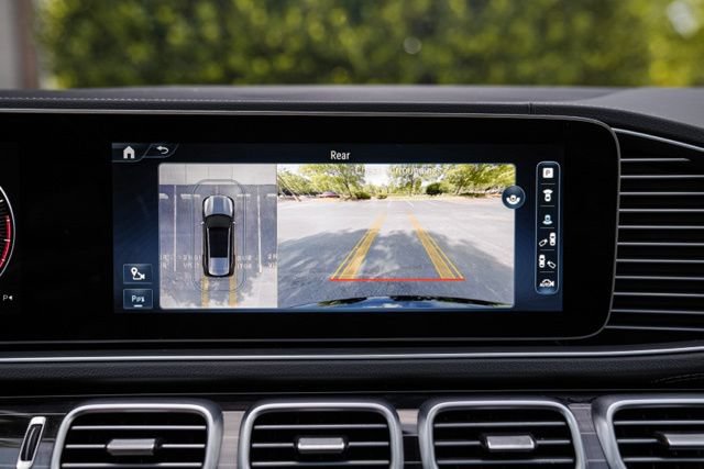 Used 2024 Mercedes-Benz GLS 450 4MATIC w/ Pinnacle Trim Package image 34
