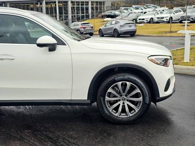 Used 2024 Mercedes-Benz GLC 300 4MATIC image 5