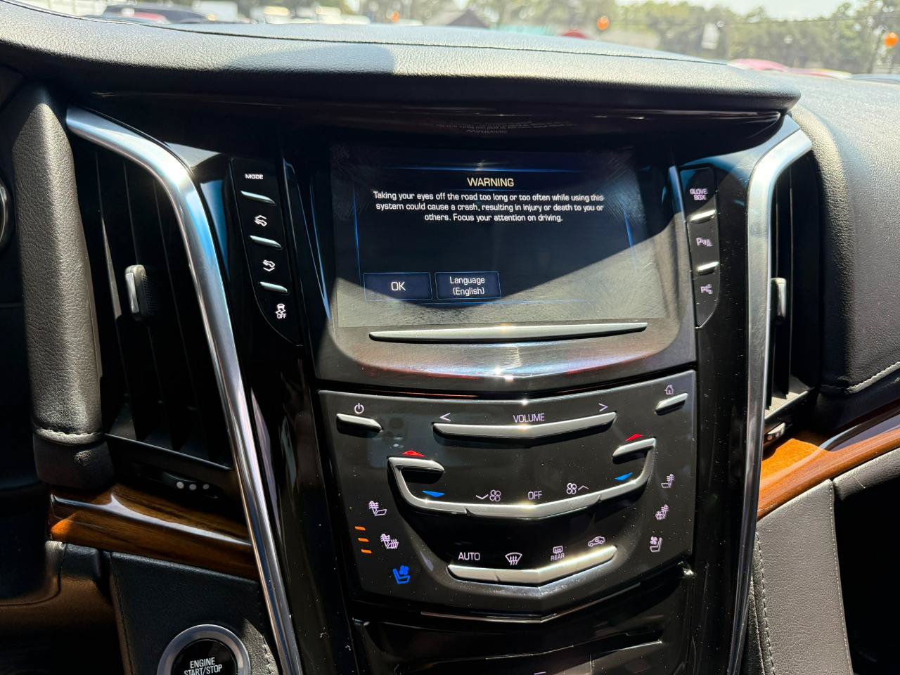 Used 2017 Cadillac Escalade 2WD image 36