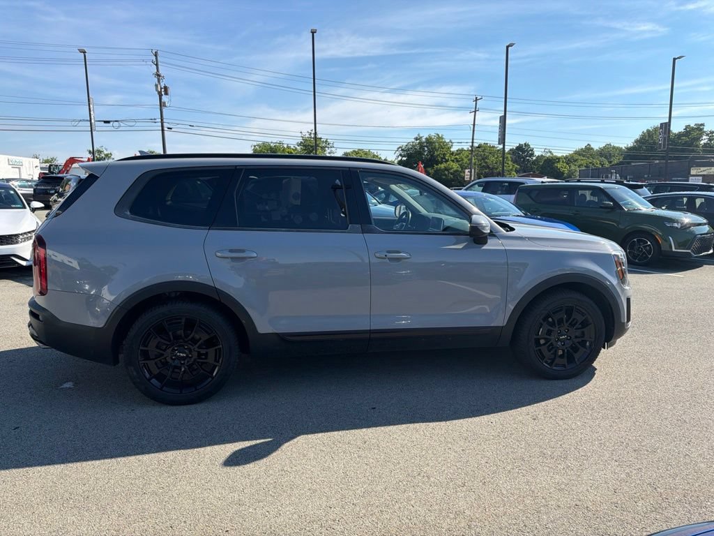Used 2022 Kia Telluride EX w/ EX Premium Package AWD/4WD image 9