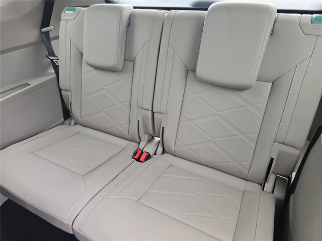 New 2026 Volkswagen Atlas SE image 10