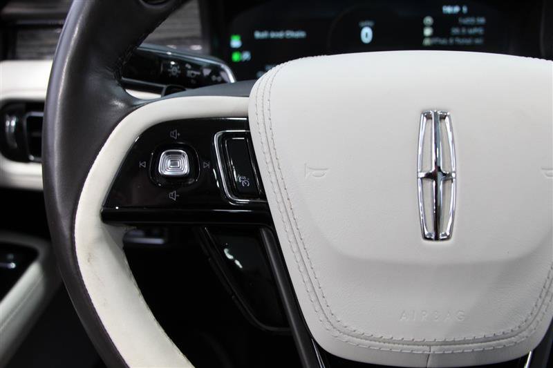 Used 2023 Lincoln Aviator Black Label w/ Class IV Trailer Tow Package image 25