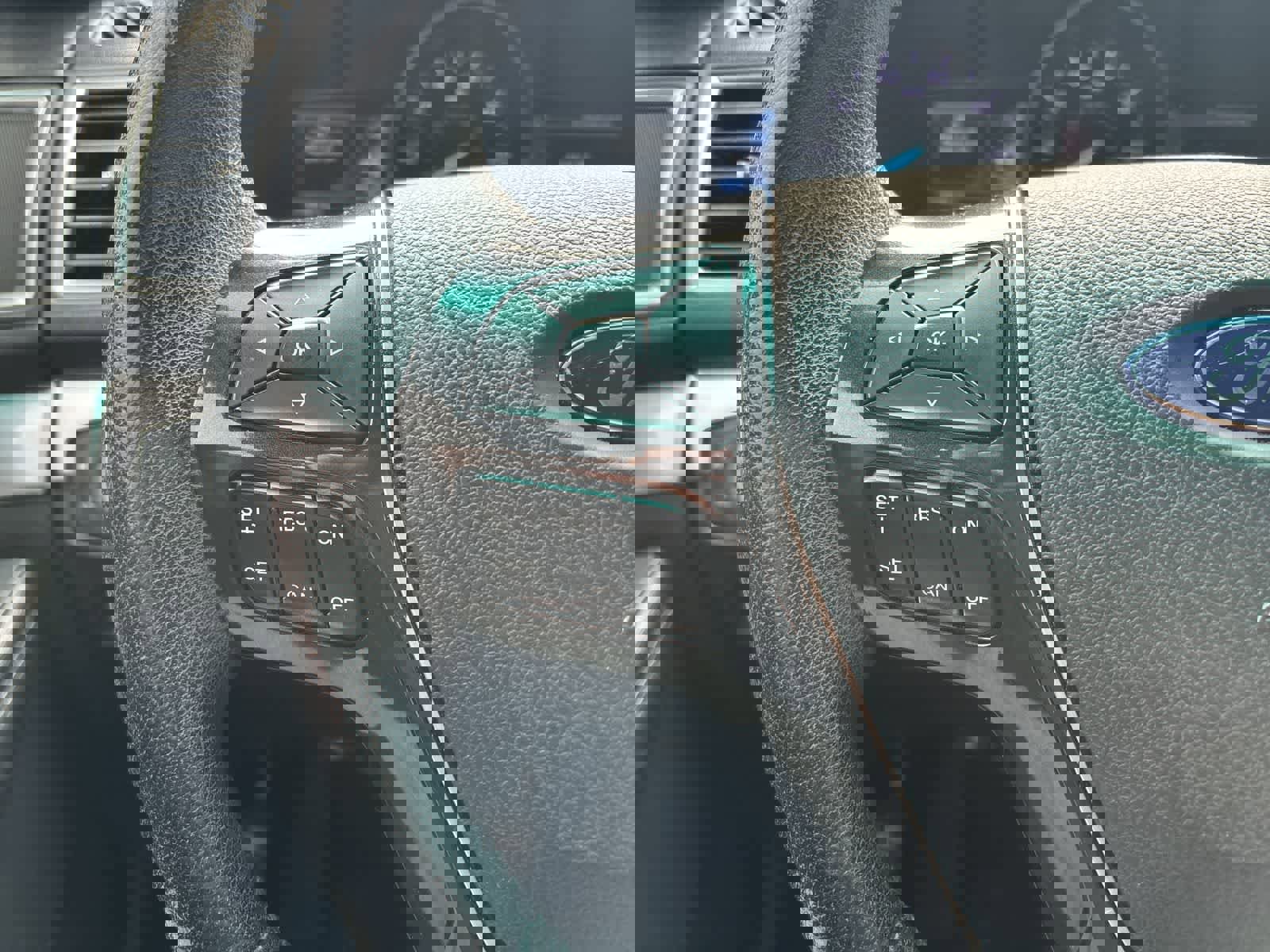 Used 2017 Ford Explorer Limited image 6