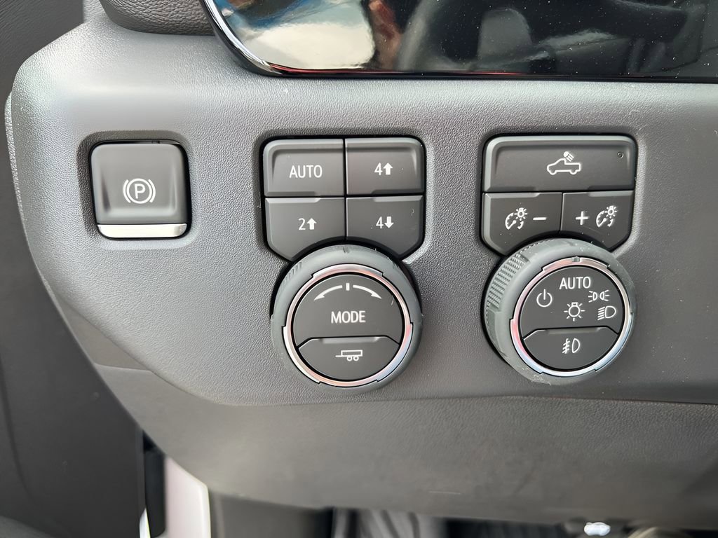 New 2026 Chevrolet Silverado 1500 LT Trail Boss w/ Convenience Package II image 17