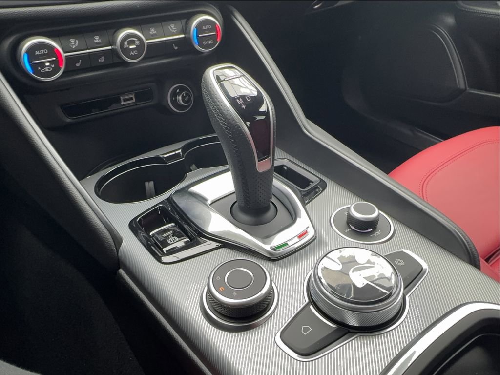 New 2025 Alfa Romeo Giulia RWD image 24