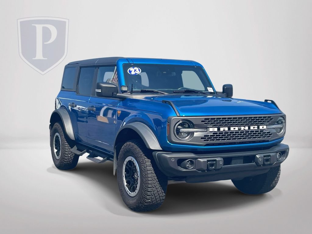 Used 2023 Ford Bronco Badlands w/ Sasquatch Package AWD/4WD image 2