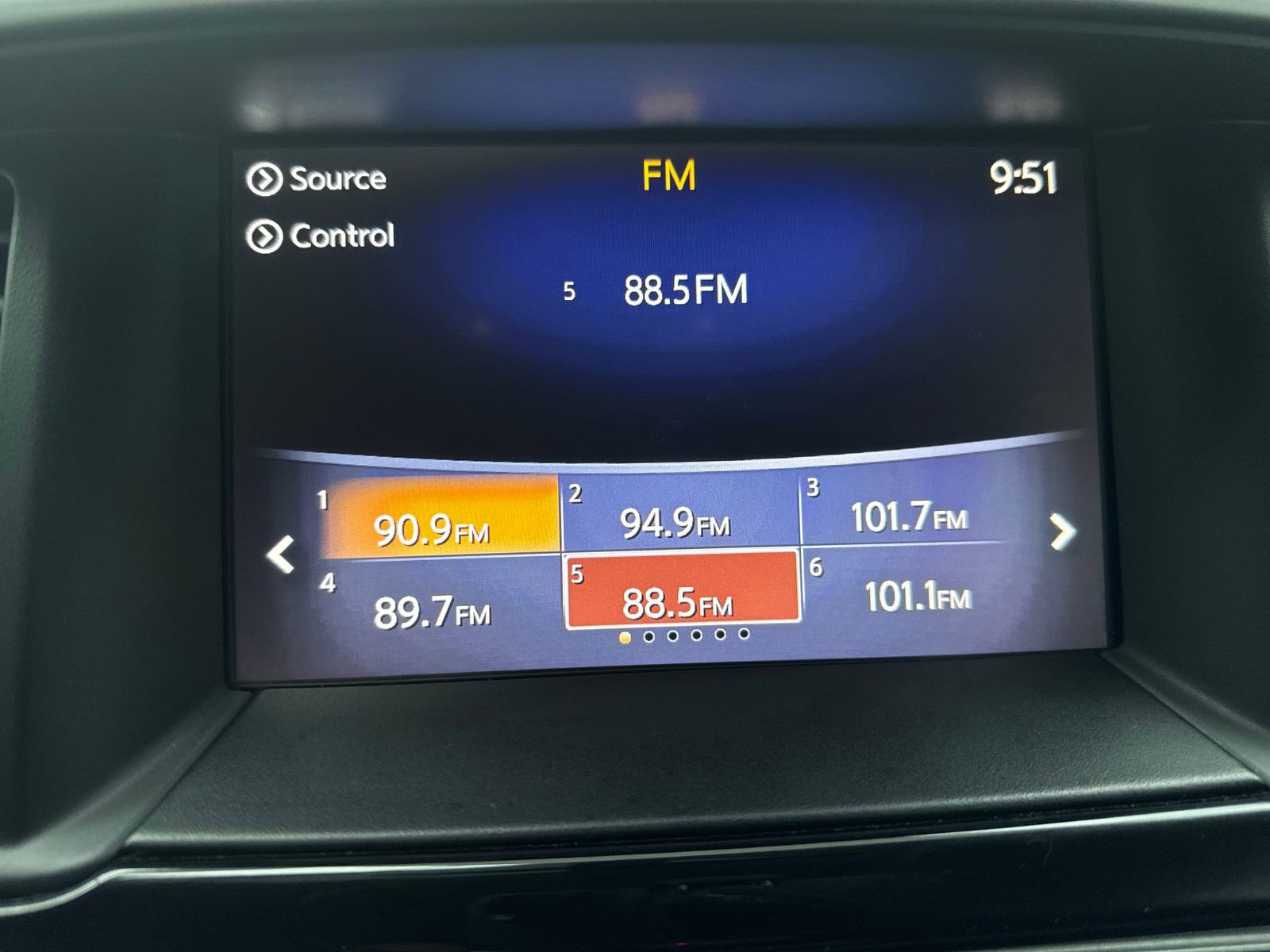 Used 2020 Nissan Pathfinder SV FWD image 27
