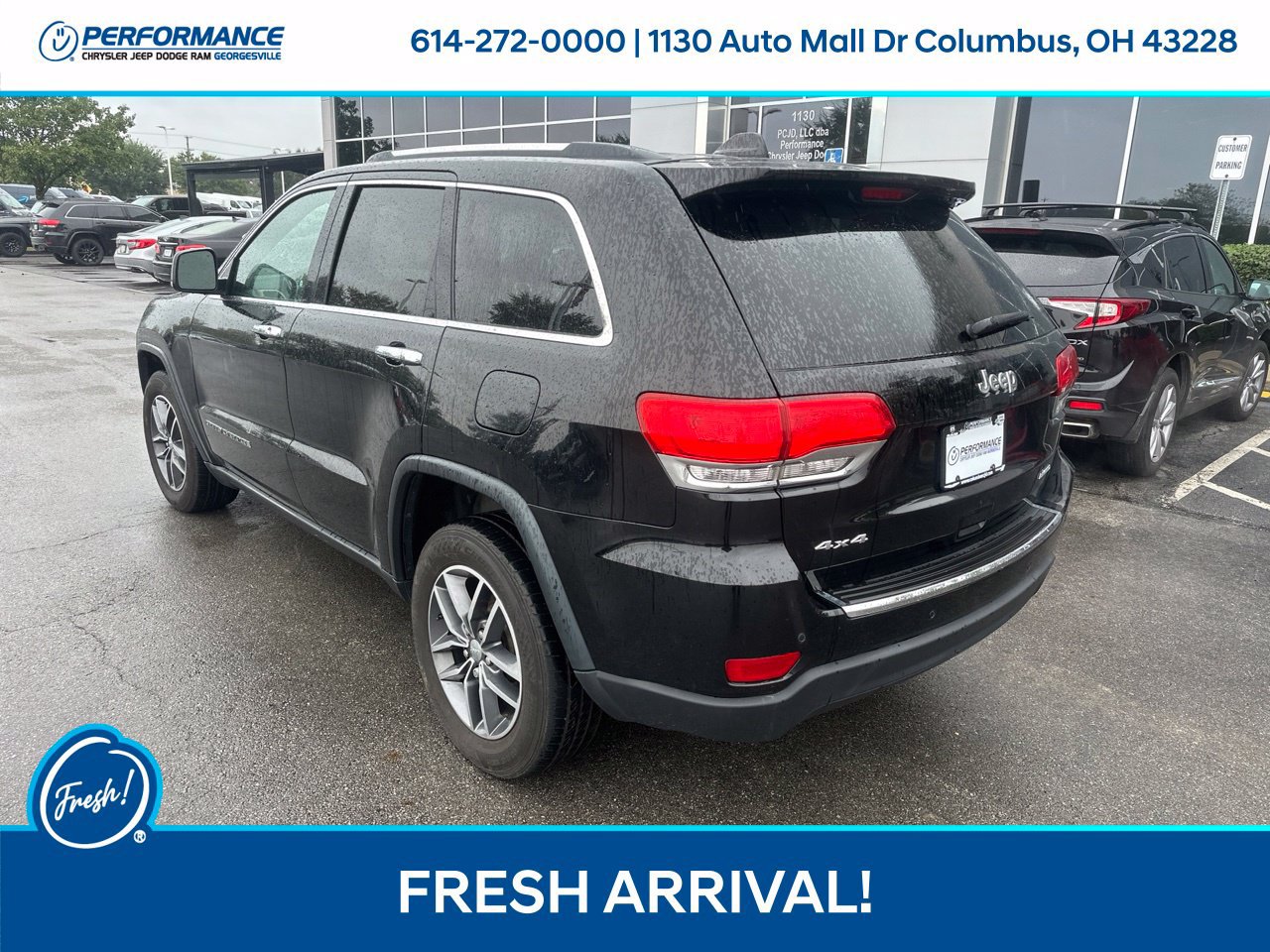 Used 2017 Jeep Grand Cherokee Limited AWD/4WD image 6