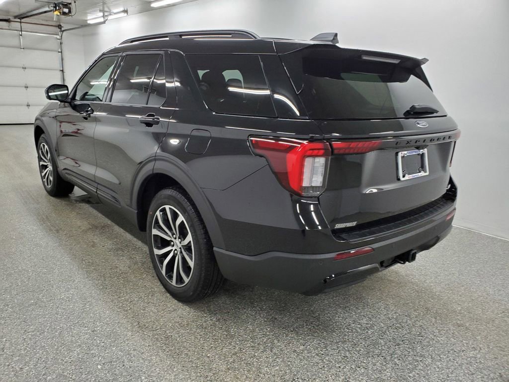 New 2026 Ford Explorer ST-Line AWD/4WD image 6
