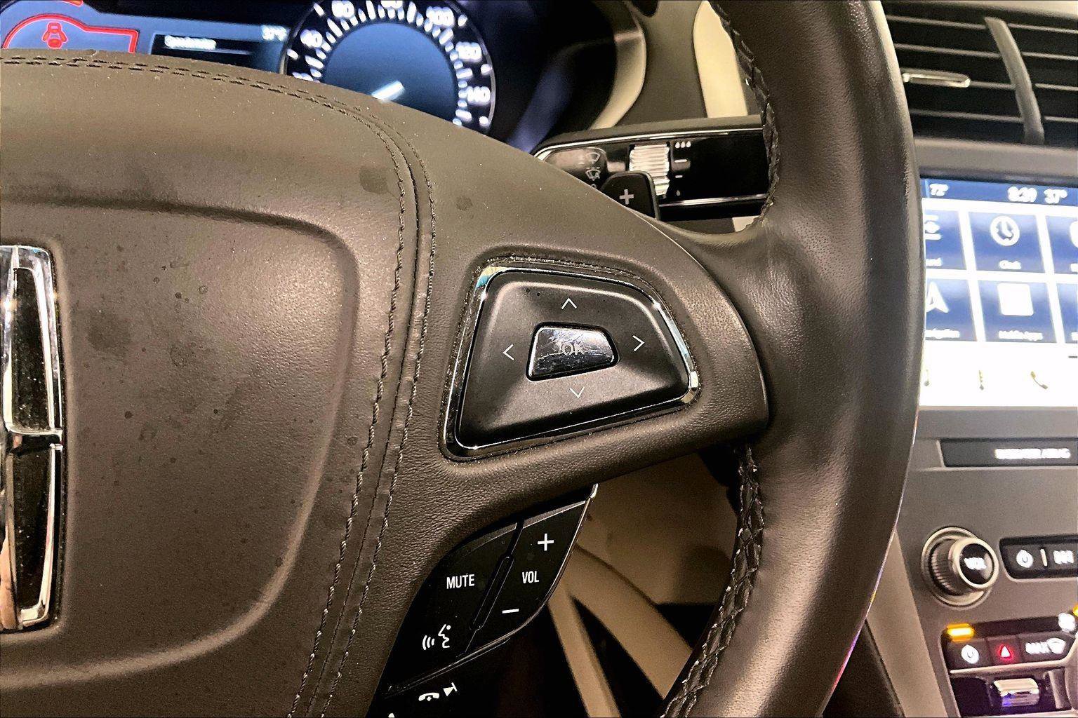 Used 2019 Lincoln MKZ Reserve image 18