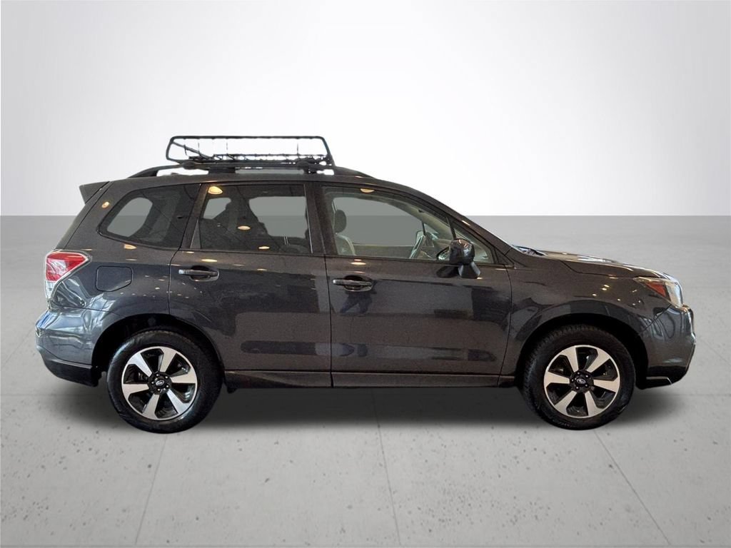 Used 2017 Subaru Forester 2.5i Premium w/ Popular Package #2A AWD/4WD image 6