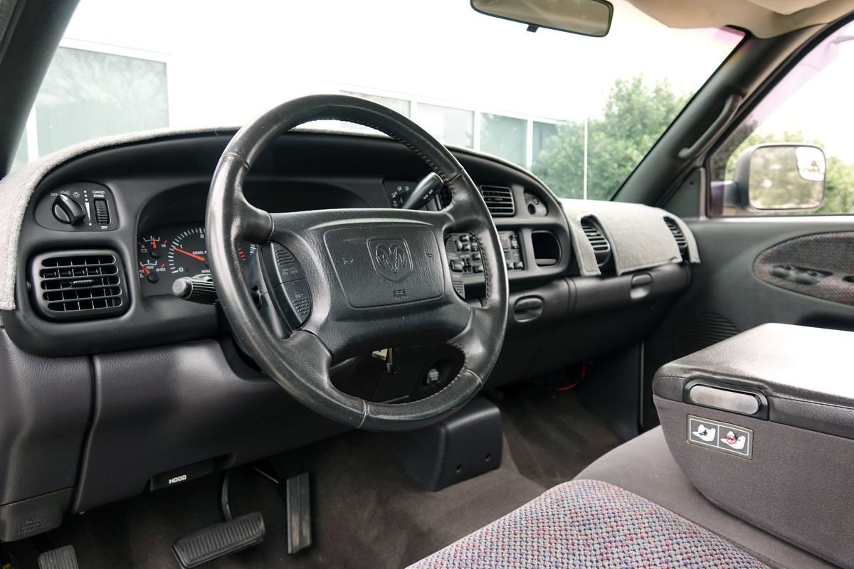 Used 2002 Dodge Ram 2500 Truck SLT image 5