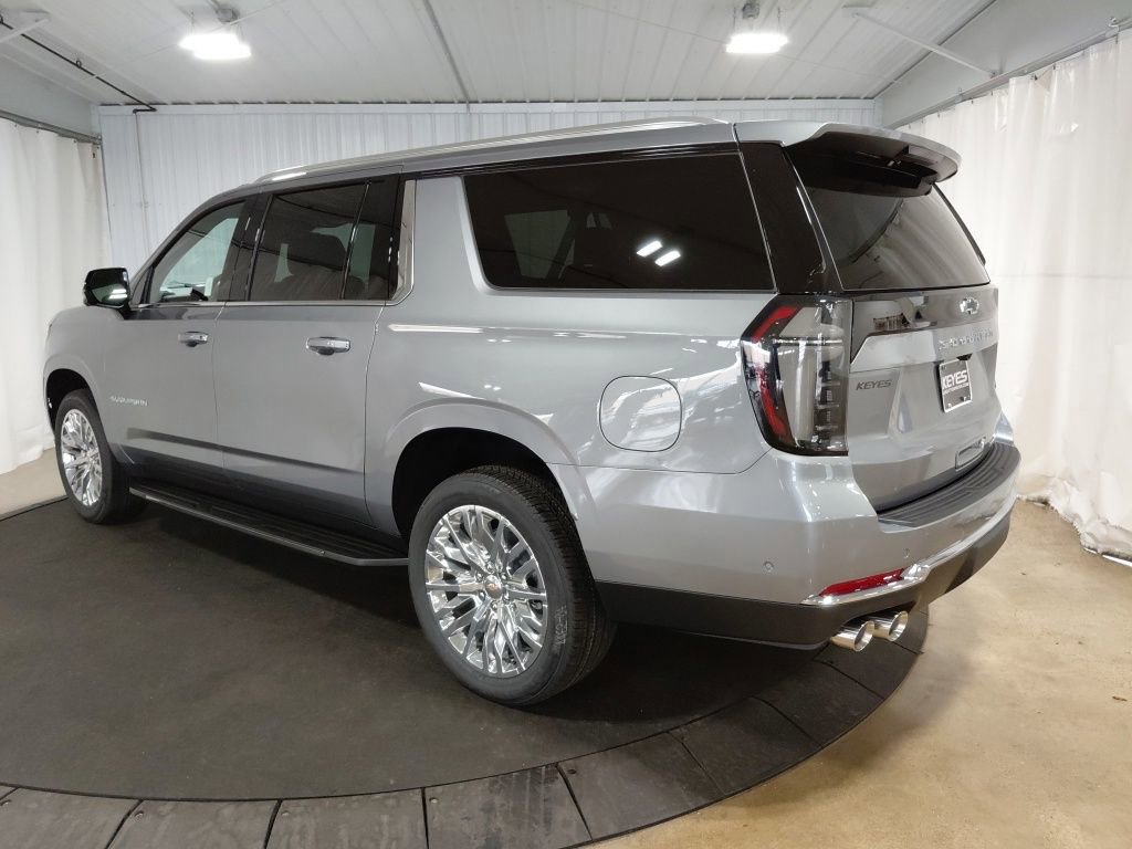 New 2026 Chevrolet Suburban Premier AWD/4WD image 6