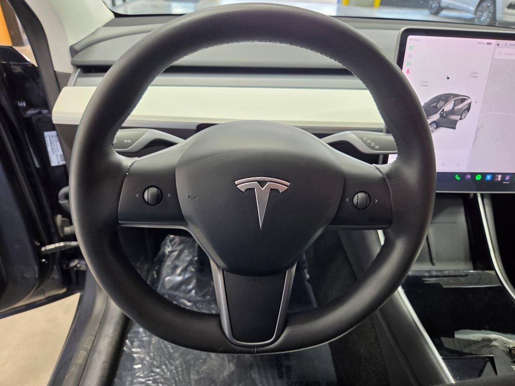 Used 2020 Tesla Model Y Long Range AWD/4WD image 21