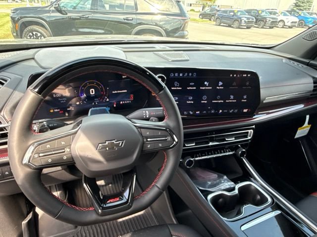New 2026 Chevrolet Traverse RS w/ LPO, Floor Liner Package AWD/4WD image 24