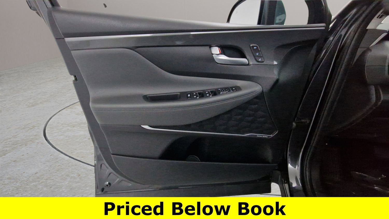 Used 2023 Hyundai Santa Fe Limited image 12